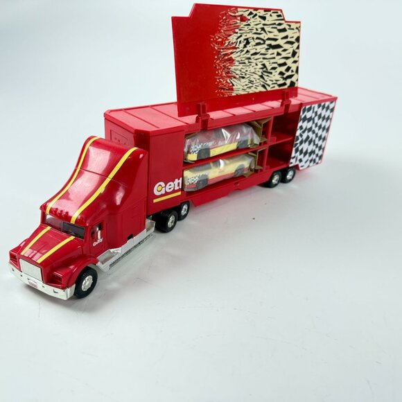 Getty 1998 Multi-Race Car Transporter Truck - 5th In Series Collection Holiday - Picture 9 of 11